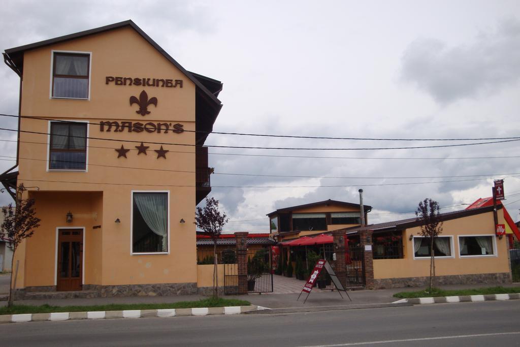 Pensiunea Mason'S Rîşnov Екстериор снимка
